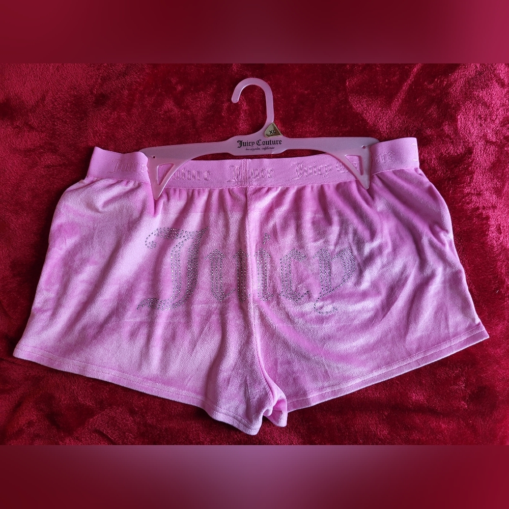 Pink Juicy shorts